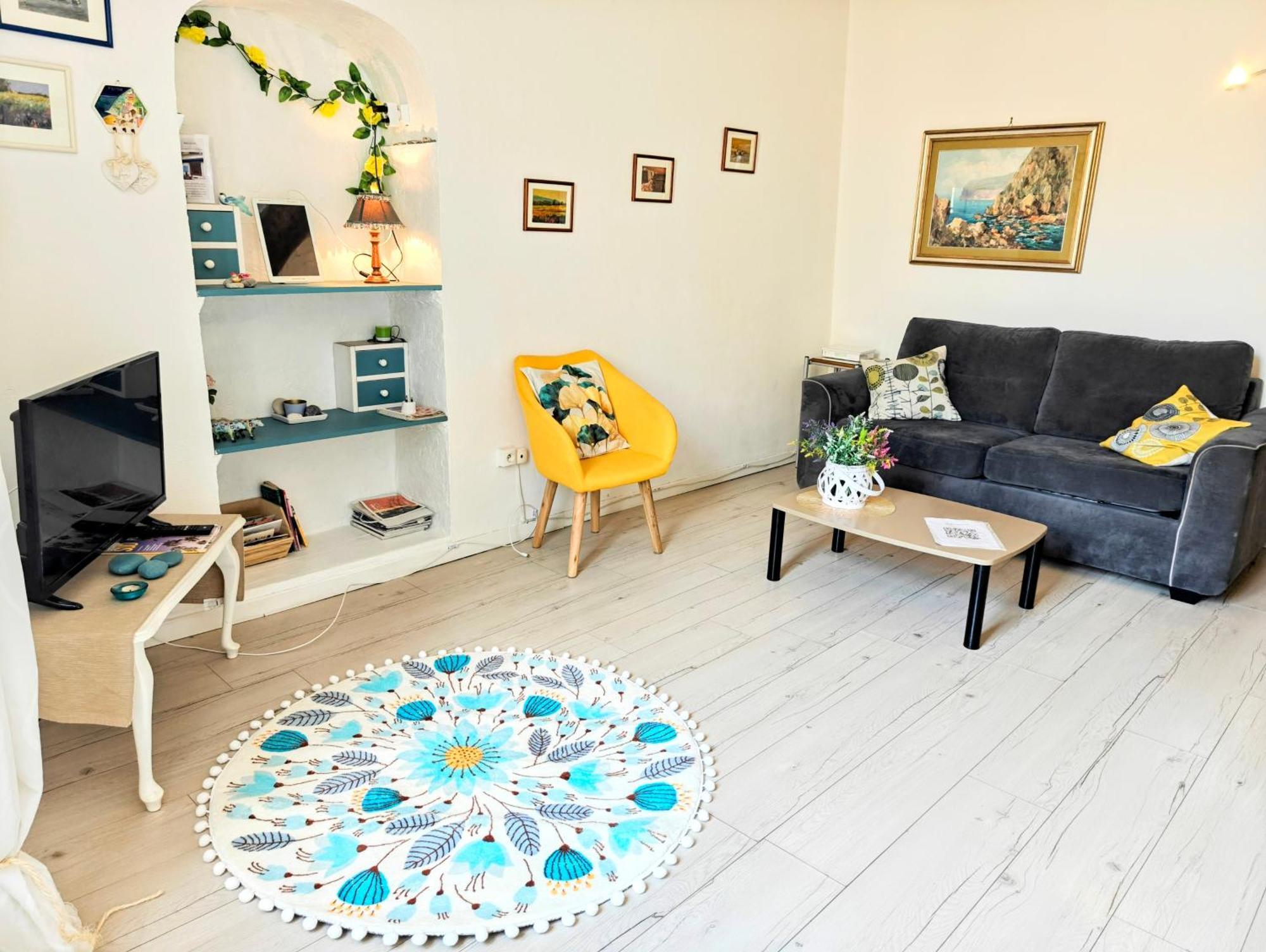 St Joseph - Great Holiday Flat - Old Town For 4 Nice Buitenkant foto
